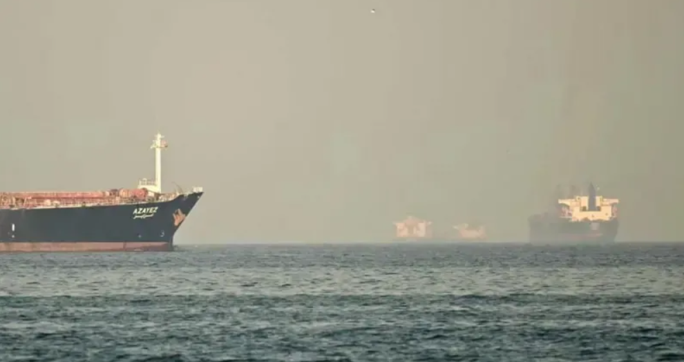 İran: ABD-İsrail'in İran'a saldırılarına katılmayan ve desteklemeyen ülkeler Hürmüz Boğazı'ndan geçebilir