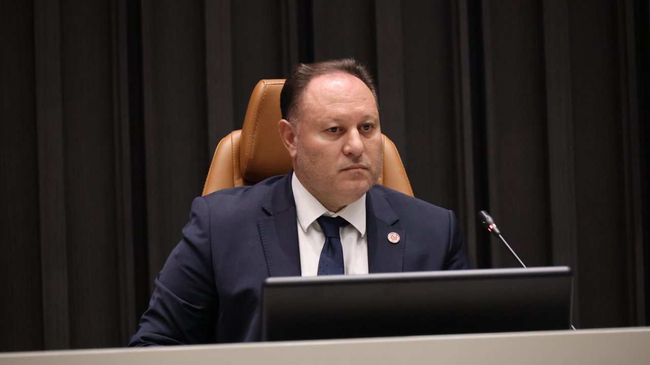 Öztürkler, yarın sabah Meclis Danışma Kurulu’nu toplantıya çağıracak