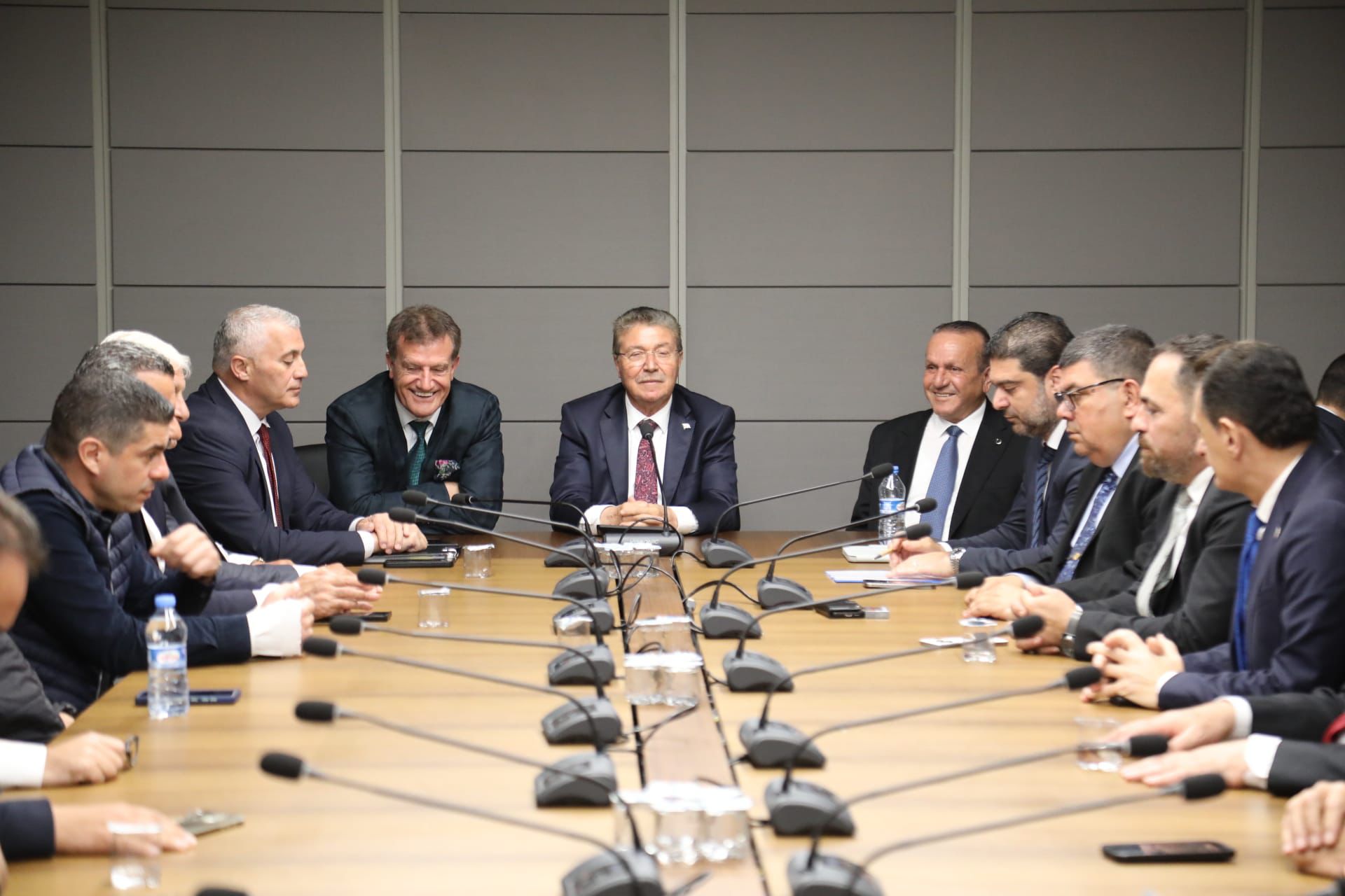 Üstel: “Düzenleme yeniden komiteye çekilecek, uzlaşıyla Genel Kurul’a taşınacak”