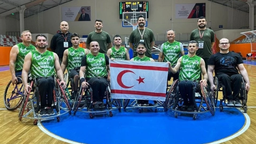 Play-off öncesi kritik viraj: Vakıflar evinde son kez sahada