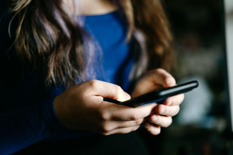 Türkiye'de 15 yaş altına sosyal medya yasağı getirildi, doğum izni süresi uzatıldı