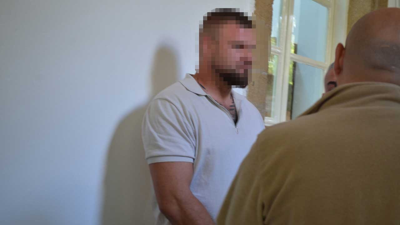 1 Kilo uyuşturucu ile yakalandı... "Bu iş için 500 euro aldım"