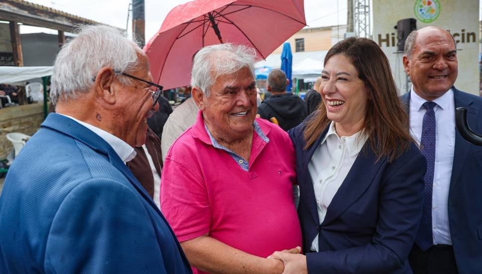 İncirli: Gelecek nesillere gurur duyacakları bir ülke bırakmak için çalışıyoruz