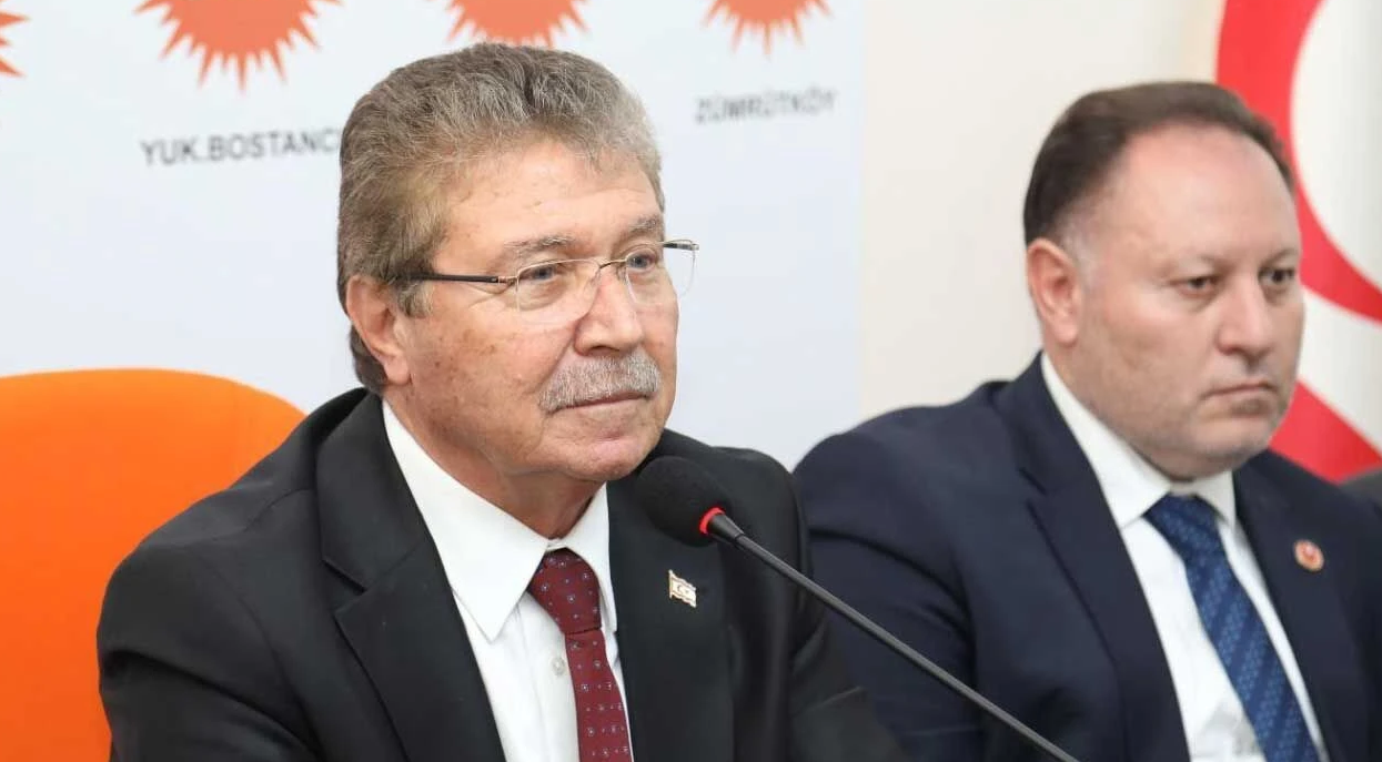 Üstel: Laf değil, eser siyaseti yapıyoruz