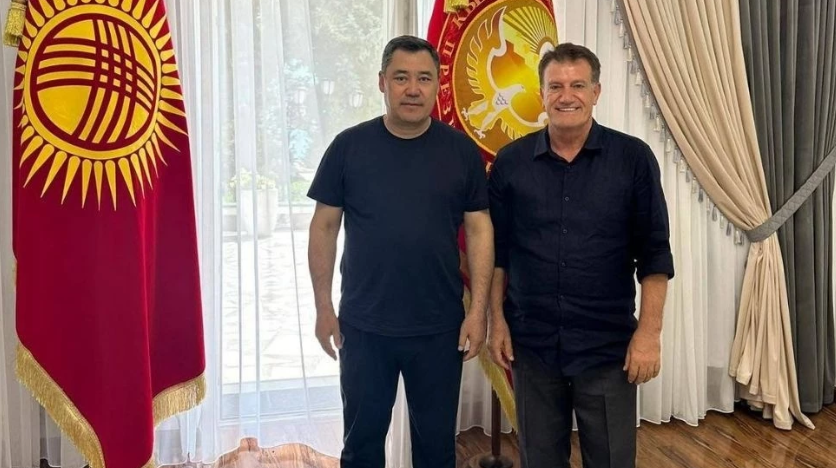 Arıklı: Japarov, Kırgızistan’ın kaderini değiştiren adam olarak tarihe geçecek