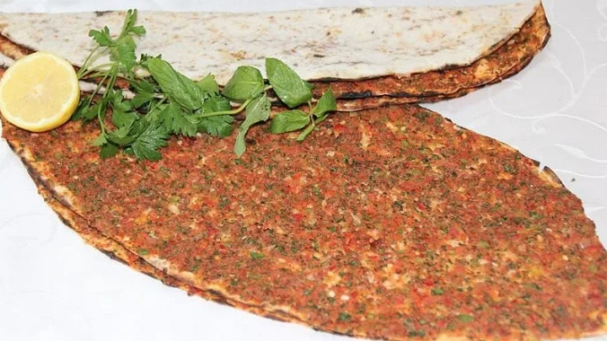Muğla'da 1450 liraya lahmacun satan işletmeye para cezası