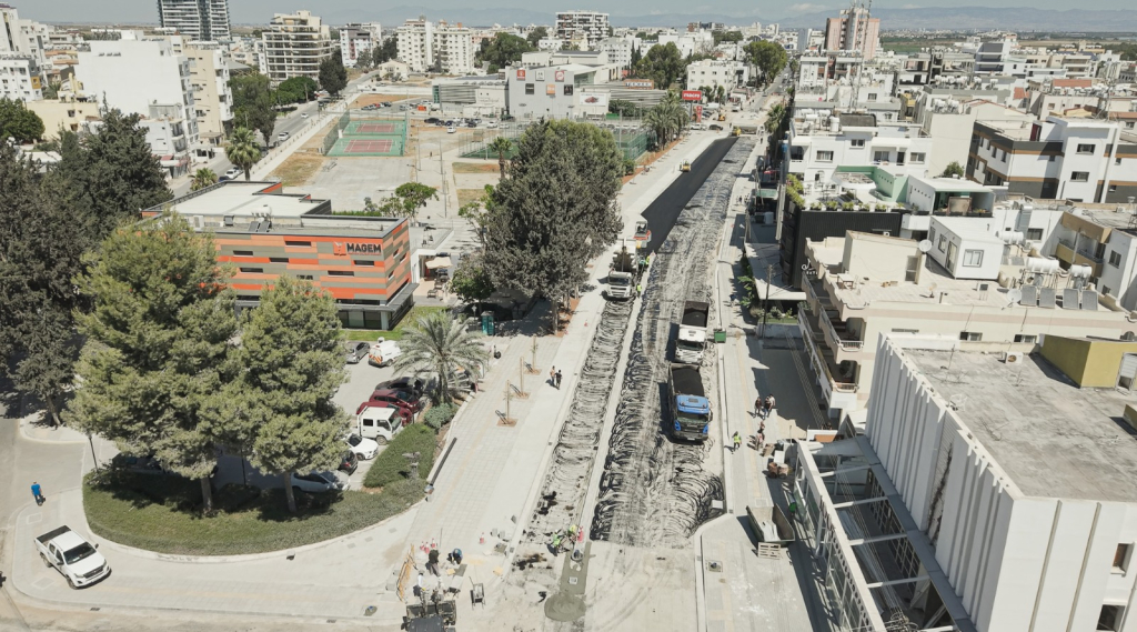 Mağusa Salamis yolunda asfaltlama başladı