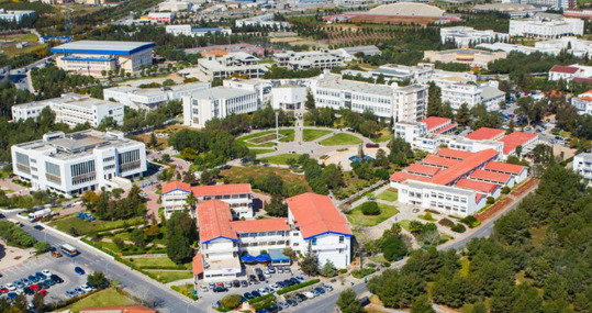 DAÜ, QS Dünya Üniversite Sıralaması'nda ülkede 1, dünyada 691'inci