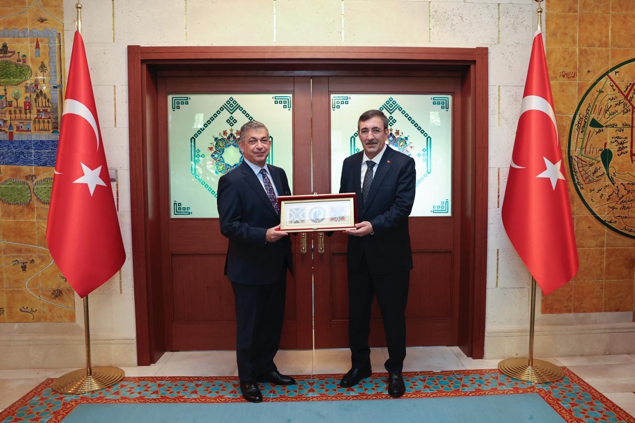 KKTC Üniversite Rektörlerinden Cumhurbaşkanı Yardımcısı Cevdet Yılmaz’a Ziyaret