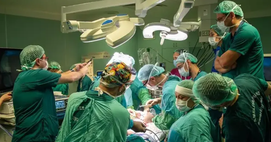 Kıbrıslı Türk Prof. Dr. Özgür Deren’in ekibinden Türkiye’de bir ilk