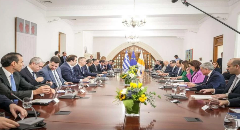 Güney Kıbrıs'ta kabine değişikliği iddiaları gündemde