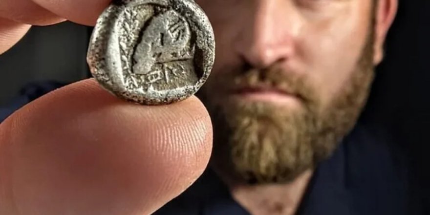 İsrail'de 2 bin 500 yıllık ilk kez bulunan Kıbrıs sikkesi