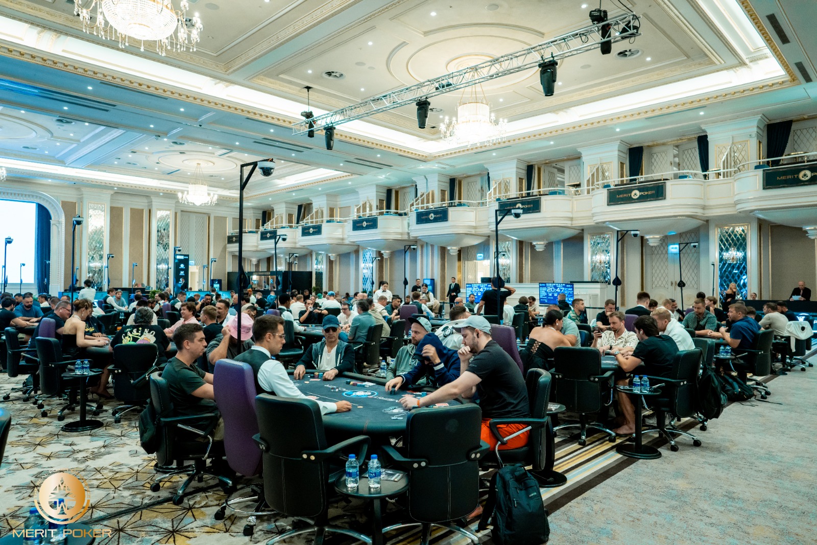 72 farklı ülkeden 1567 poker oyuncusu kuzey Kıbrıs'ta