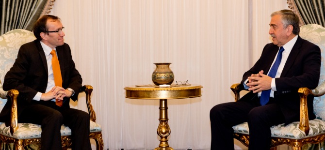 1 buçuk saatlik görüşme!