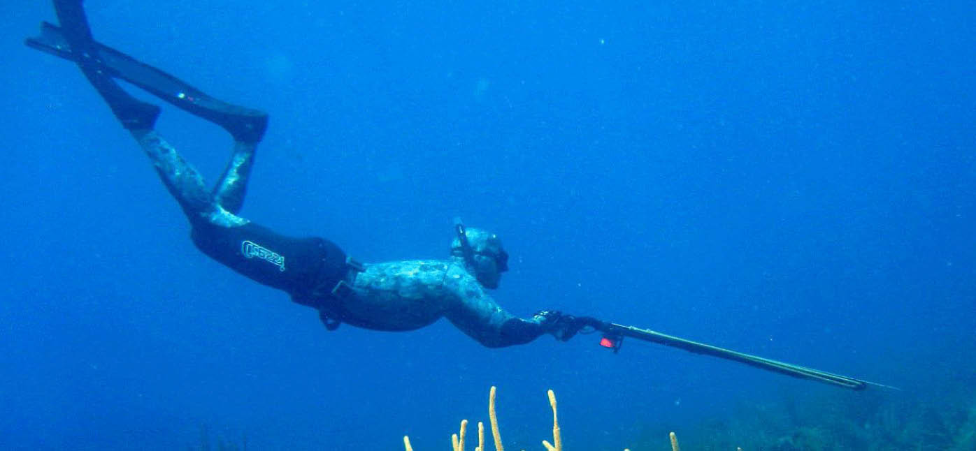 Girne’de Gece Zıpkınla Kaçak Av: 18 Yaşındaki Şahıs Tutuklandı