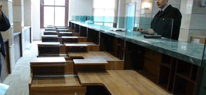 Bankayı tek başına dolandırdı!