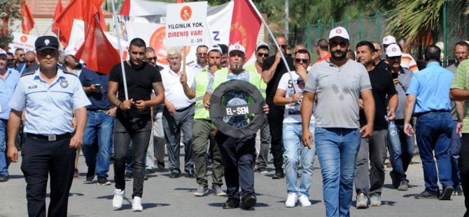 Özkıraç: “Aksa’yı başımıza bela edenlere durun demek için buradayız”