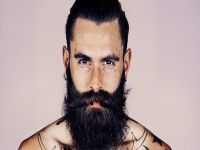 Sakallı bıyıklı erkekler dikkat!