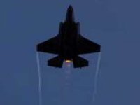 WSJ: ABD, Orta Doğu'ya Irak işgalinden sonra en büyük hava gücünü taşıyor