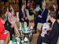 Panama'da tarihi görüşme: ABD-Küba