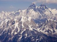 Himalayalar deprem sonrası alçaldı!