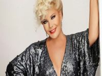 Emel Sayın korkuttu!