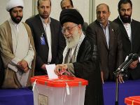 İran halkı sandık başında