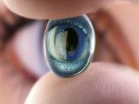 Biyonik göz mucizesi: Kızını ilk kez görmesini sağladı!