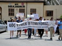 Eczacılık Öğrencileri Yine Yollarda...