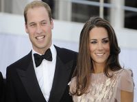 İngiltere'de kraliyet bebeği dünyaya geldi