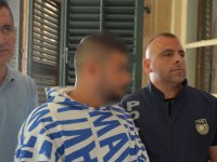 Market hırsızı mahkemede... Ne bulduysa çaldı!