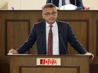 “Kıbrıs Türk halkı adına çeşitli kararlar veriliyor. Bunlar, meclisin haberi olmaksızın verilen kararlar”