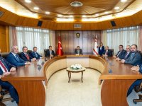 7 kişi yasaklı göçmen ilan edildi