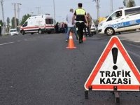 Girne'de trafik kazası: Araç takla attı