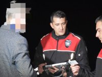 Bir gecede 12 kaçak tutuklandı!