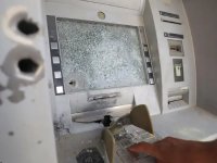 Gazze'de nakit krizi: 'Bankada param var ama ekmek alamıyorum'