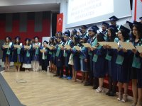 DAÜ Eczacılık Fakültesi Mezunları Mesleki Yeminlerini Etti