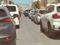 Metehan çemberden Ortaköy’e gidiş yolunun kapatılmasının ardından trafik felç oldu