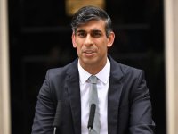 İngiltere'de Başbakan ve Muhafazakar Parti lideri Rishi Sunak ağır seçim yenilgisi sonrası istifa etti