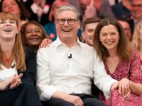 Keir Starmer: İngiltere'de İşçi Partisi'ni 14 yıl sonra iktidara taşıyan ülkenin yeni başbakanı