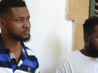 Yarım kilo uyuşturucuyla yakalandılar