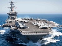 “USS Roosevelt” destroyeri Limasol Limanı’nda...