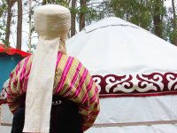 Kırgız kadınlarının geçmişten gelen mirası: Eleçek