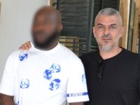 Aracından 28 paket uyuşturucu çıktı!