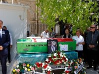 Emekli Yüksek Mahkeme Yargıcı Refiker için mahkemeler önünde tören düzenlendi