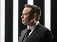 Alman hükümeti, Elon Musk’ı seçimlere müdahale etmeye çalışmakla suçladı