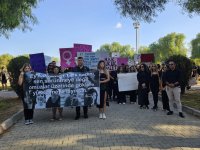 DAÜ’lü öğrencilerden kadına yönelik şiddete karşı farkındalık yürüyüşü