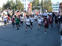 Ata’ya Saygı Yol Koşusu düzenlendi