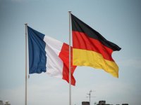 Almanya ve Fransa'da kriz: Avrupa Birliği'nin motoru tekliyor mu?