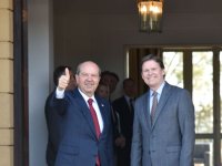 Liderlerin ara bölgedeki görüşmesi başladı